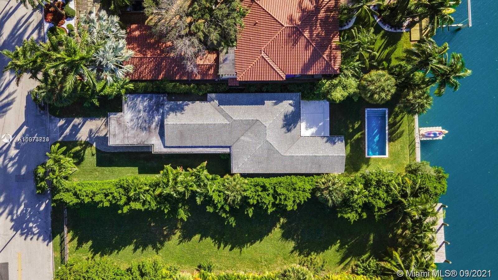 Small Image of 9472 BAY DR #na, Surfside Number 6