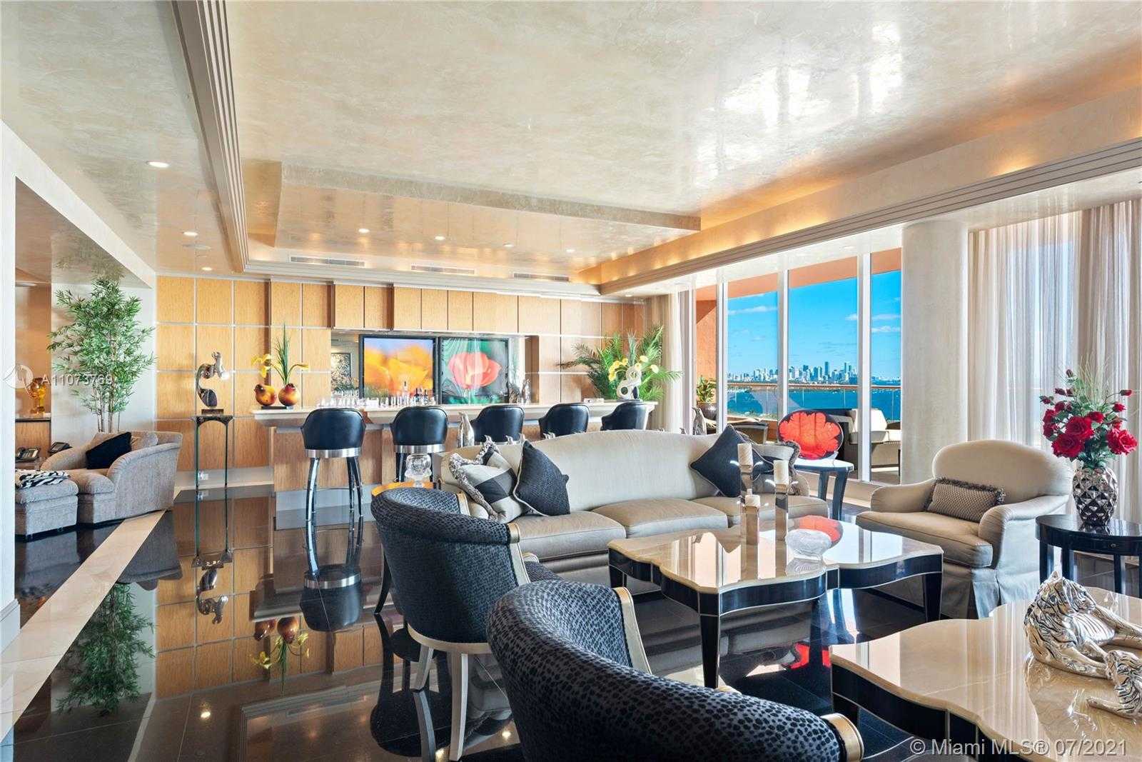 Small Image of 60 EDGEWATER DR #TS-E, Coral Gables Number 11