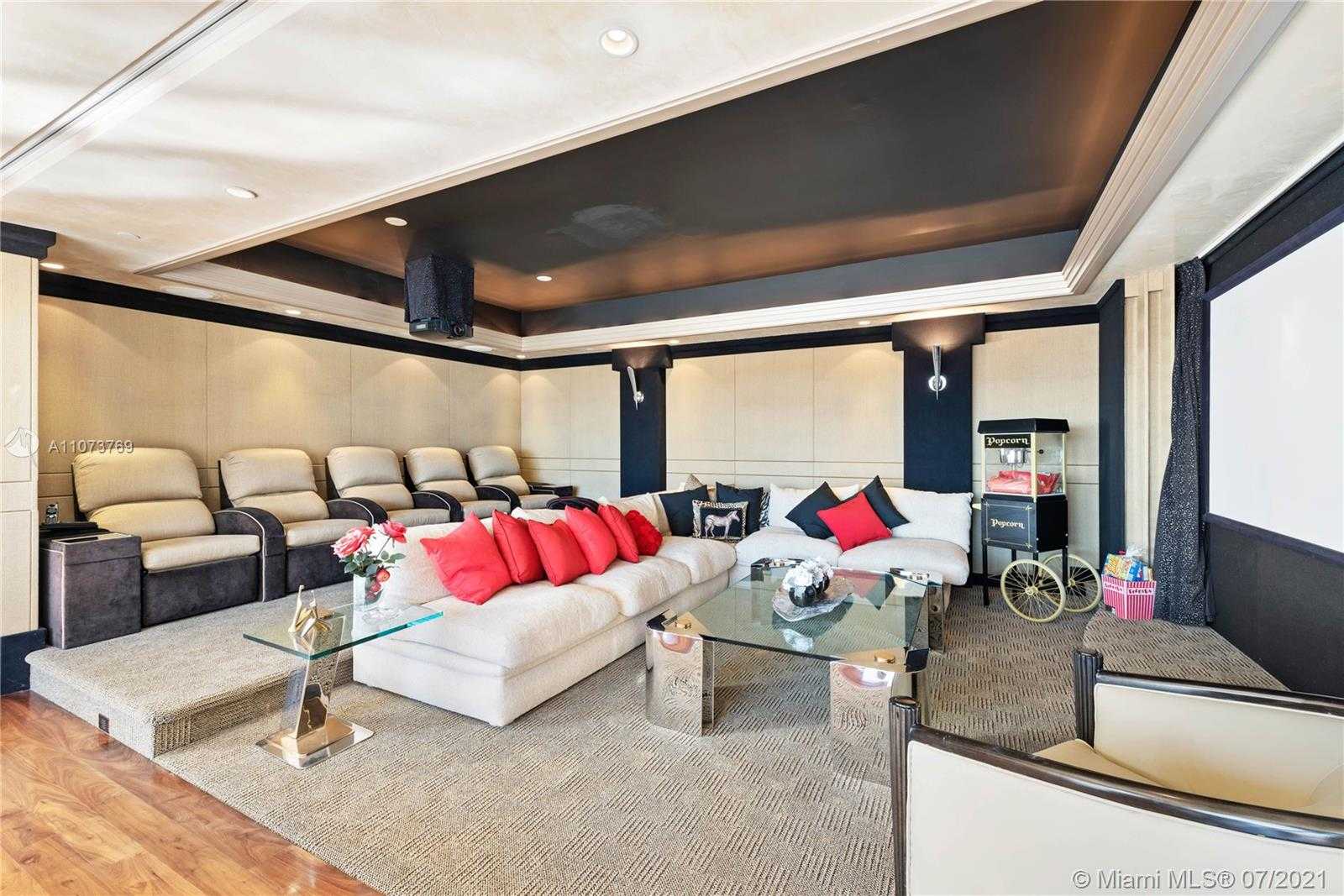 Small Image of 60 EDGEWATER DR #TS-E, Coral Gables Number 15