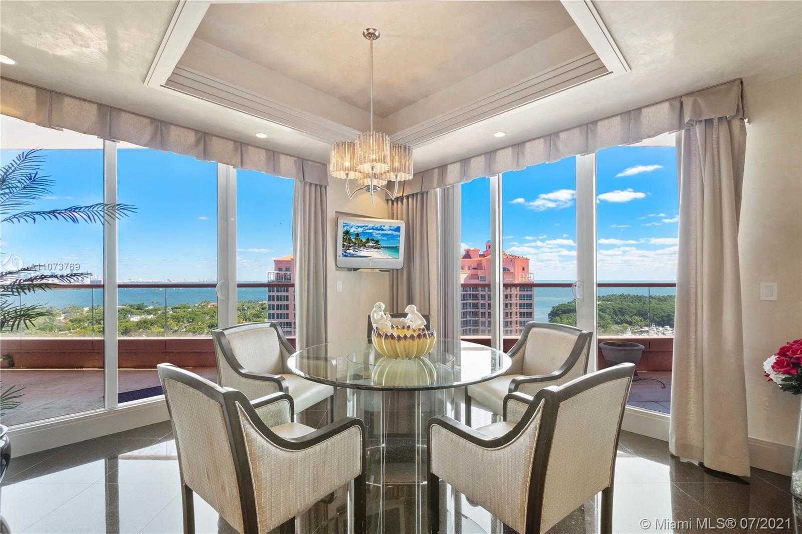 Small Image of 60 EDGEWATER DR #TS-E, Coral Gables Number 20
