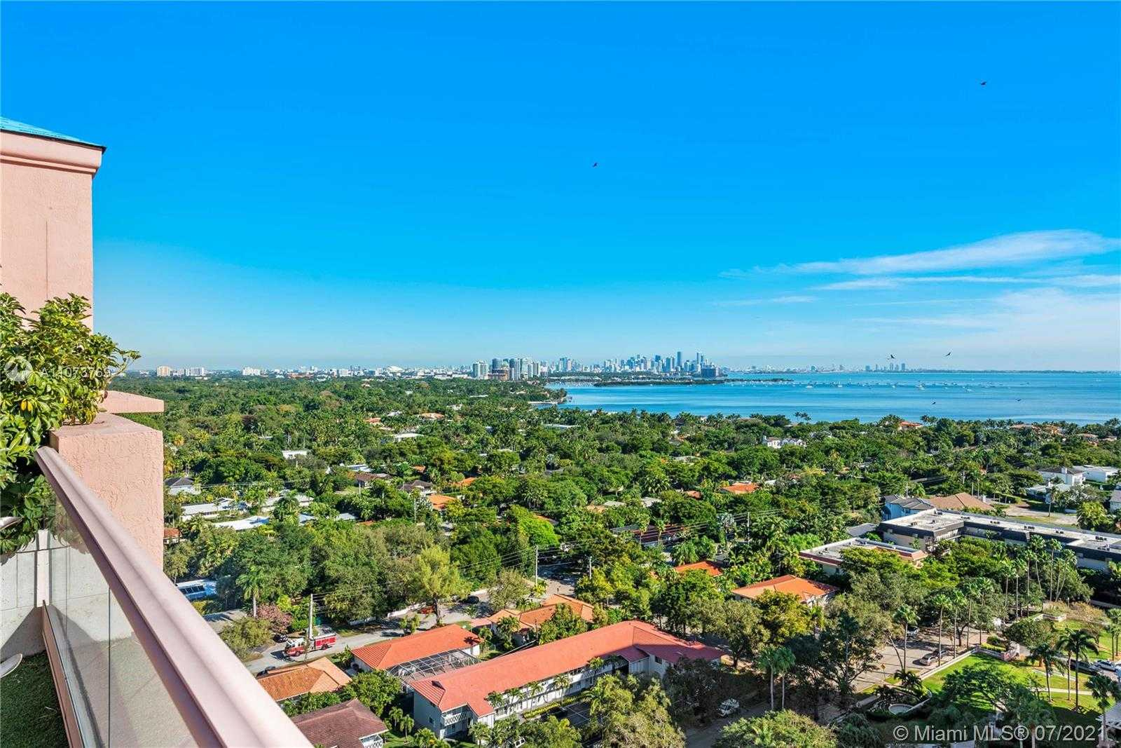 Small Image of 60 EDGEWATER DR #TS-E, Coral Gables Number 26