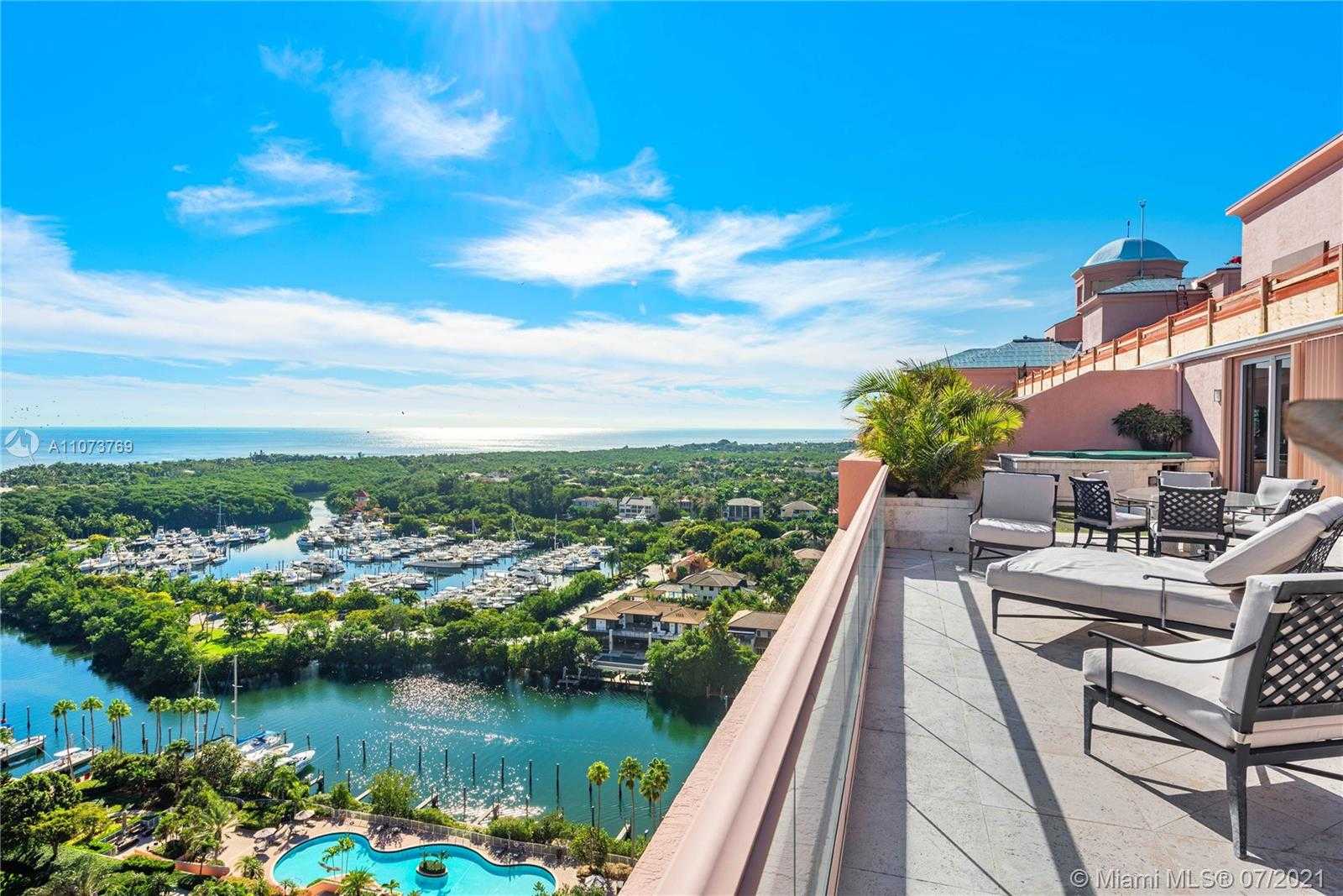 Small Image of 60 EDGEWATER DR #TS-E, Coral Gables Number 7