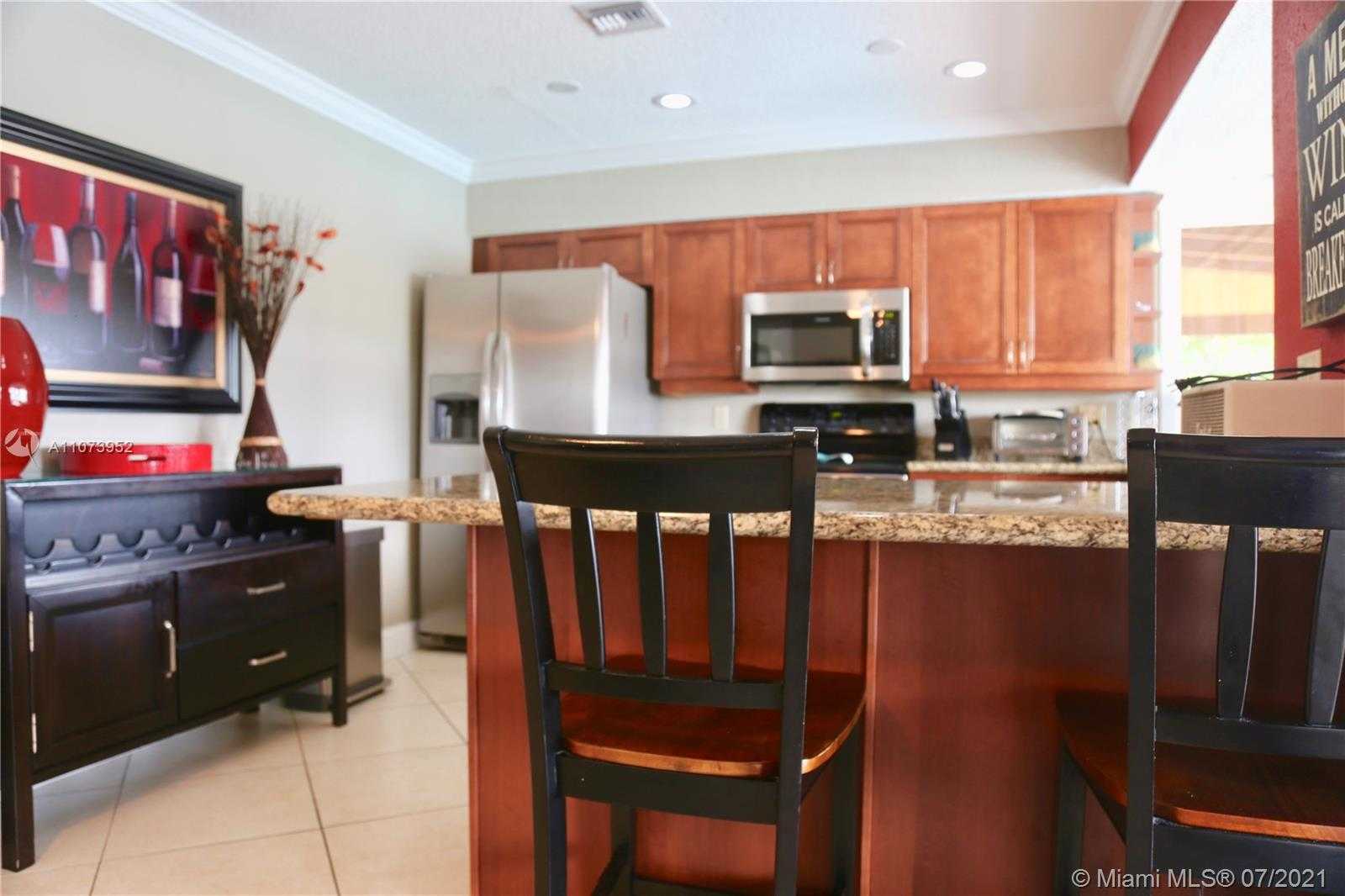 Small Image of 1221 SOUTH EAST 9TH AVE, Pompano Beach Number 10