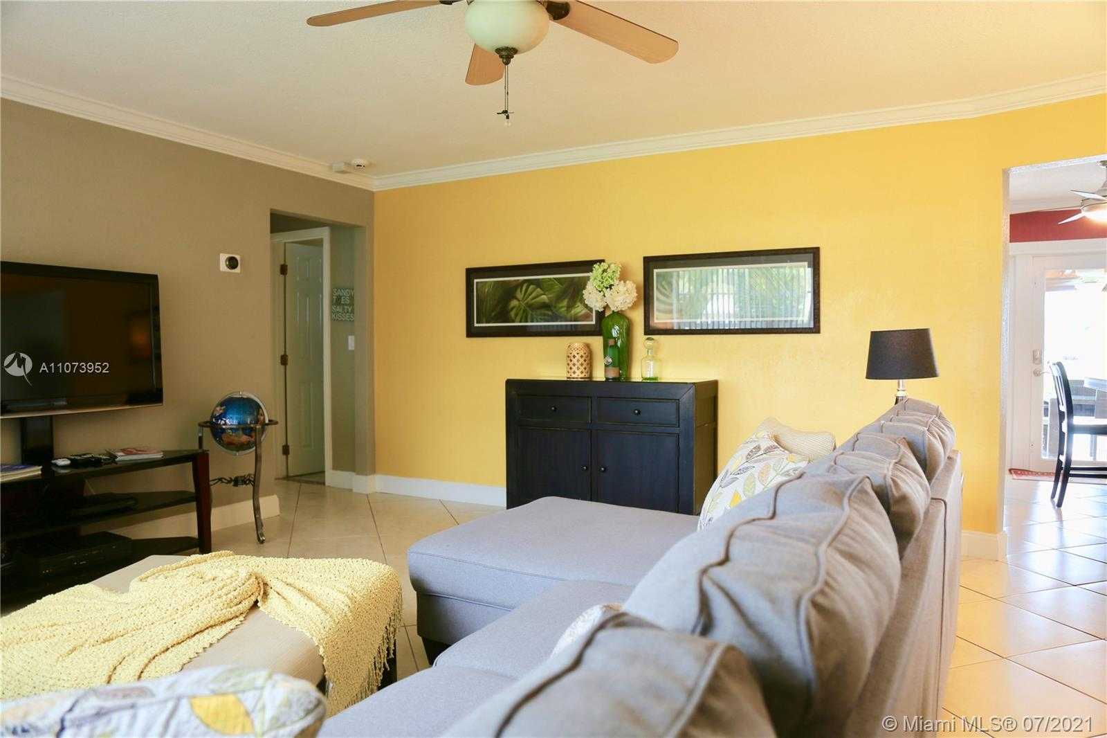 Small Image of 1221 SOUTH EAST 9TH AVE, Pompano Beach Number 18