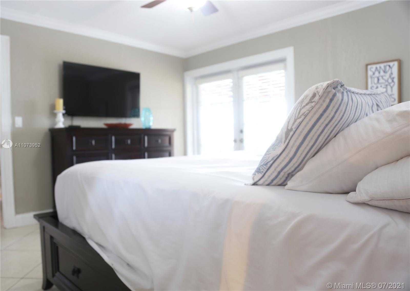 Small Image of 1221 SOUTH EAST 9TH AVE, Pompano Beach Number 25