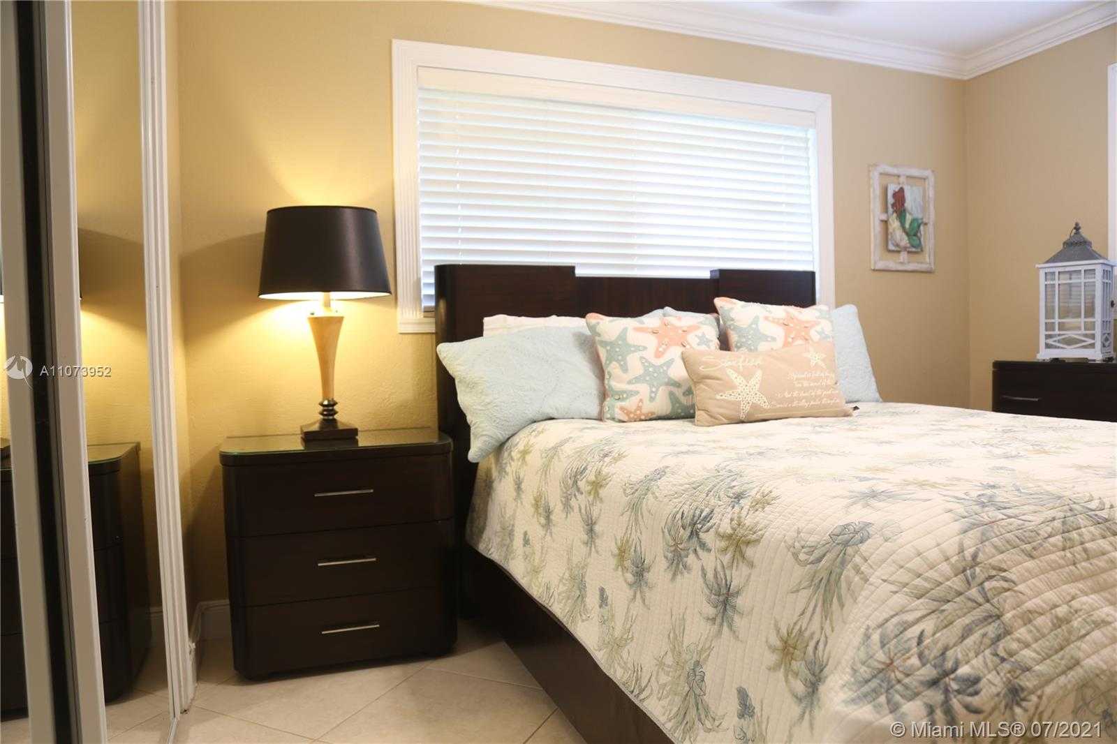 Small Image of 1221 SOUTH EAST 9TH AVE, Pompano Beach Number 26
