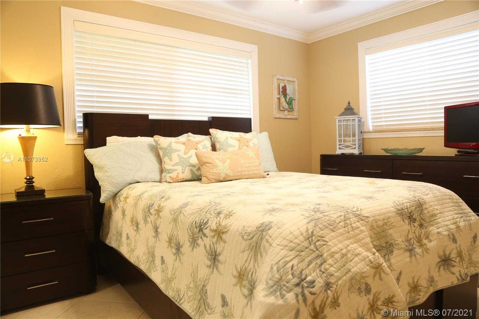 Small Image of 1221 SOUTH EAST 9TH AVE, Pompano Beach Number 27