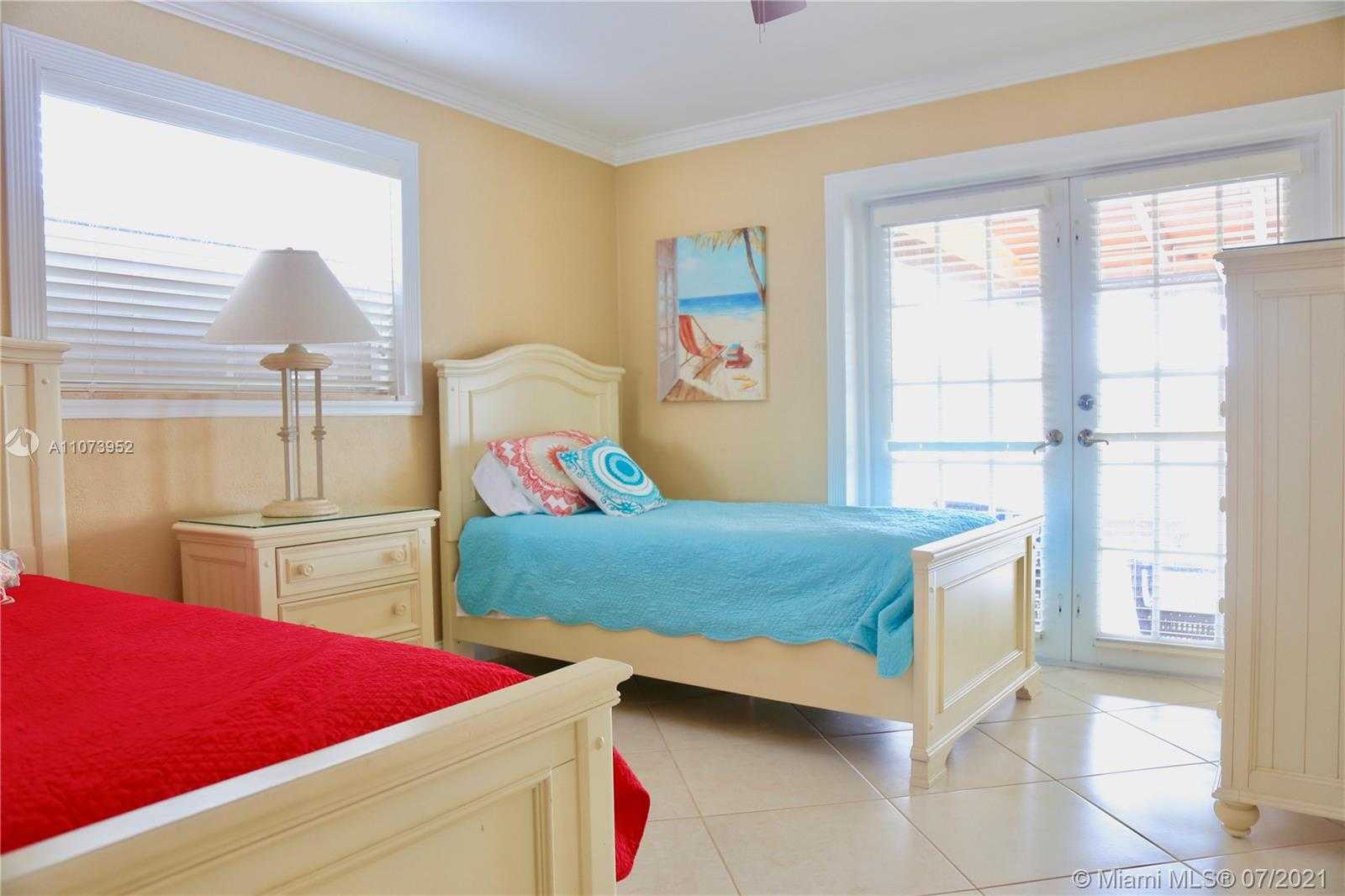 Small Image of 1221 SOUTH EAST 9TH AVE, Pompano Beach Number 32