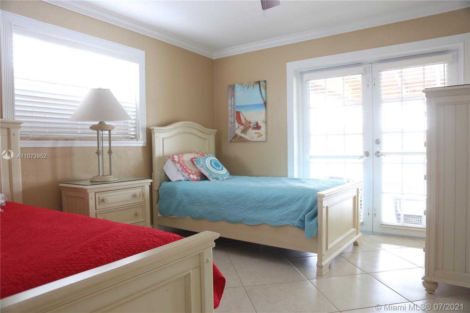 Small Image of 1221 SOUTH EAST 9TH AVE, Pompano Beach Number 33