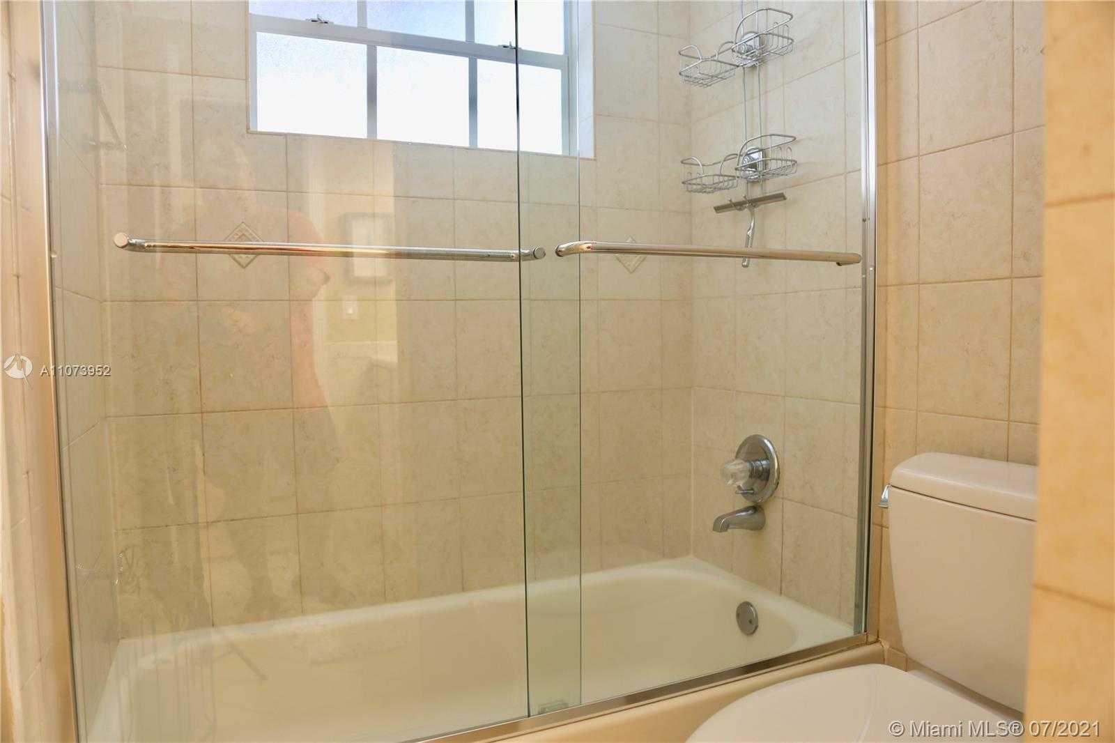 Small Image of 1221 SOUTH EAST 9TH AVE, Pompano Beach Number 34