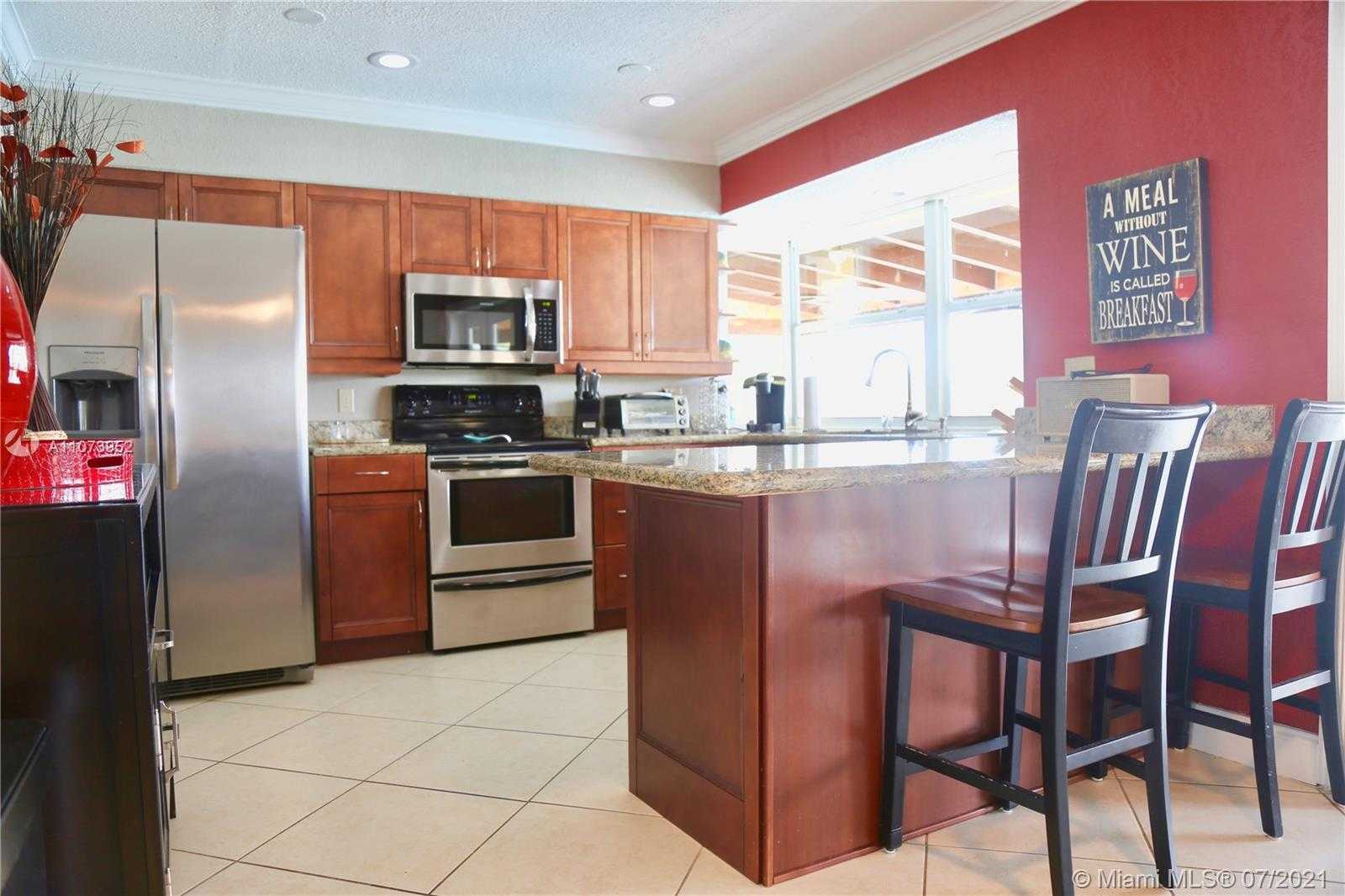 Small Image of 1221 SOUTH EAST 9TH AVE, Pompano Beach Number 9