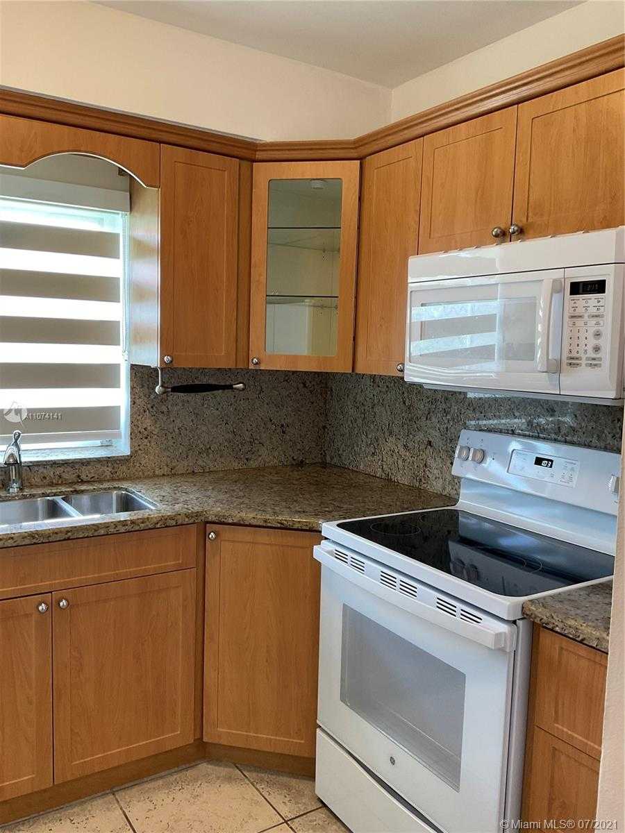 Small Image of 16 ALCANTARRA AVE, Coral Gables Number 12
