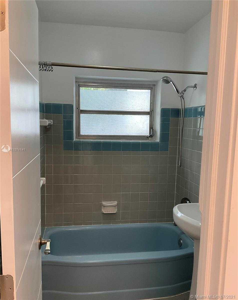 Small Image of 16 ALCANTARRA AVE, Coral Gables Number 16
