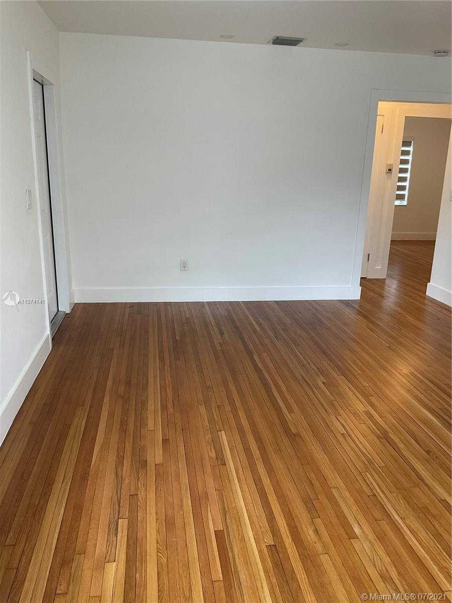Small Image of 16 ALCANTARRA AVE, Coral Gables Number 3