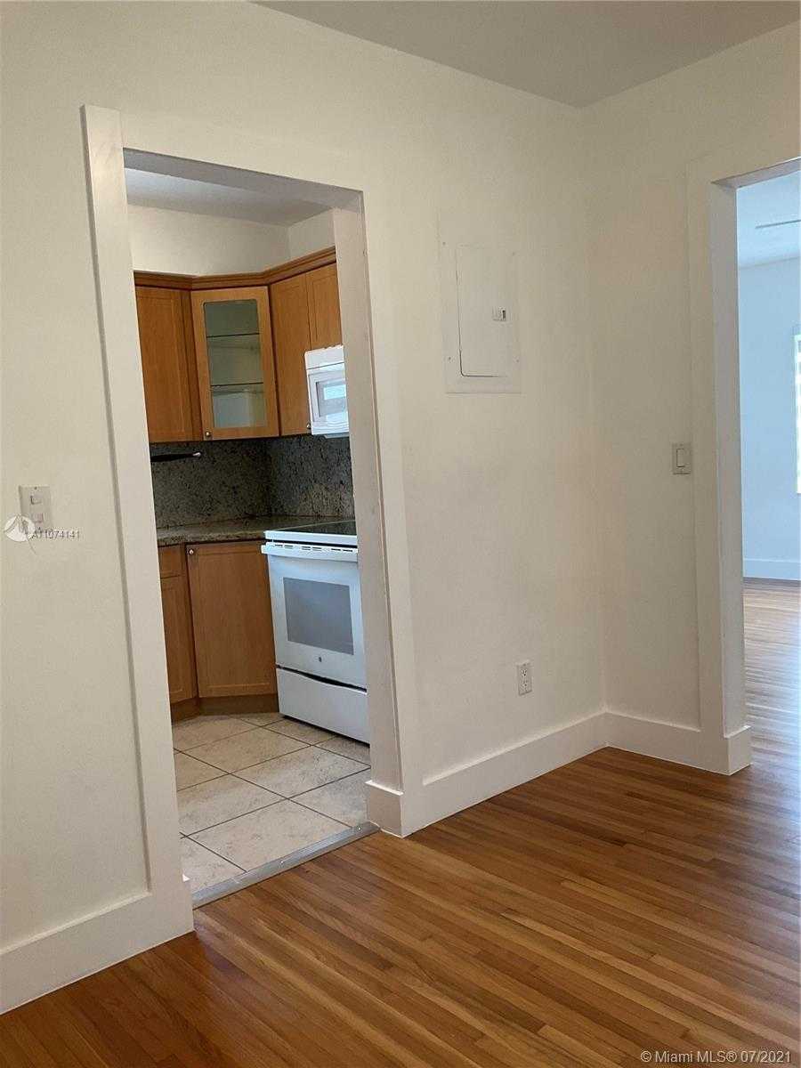 Small Image of 16 ALCANTARRA AVE, Coral Gables Number 9