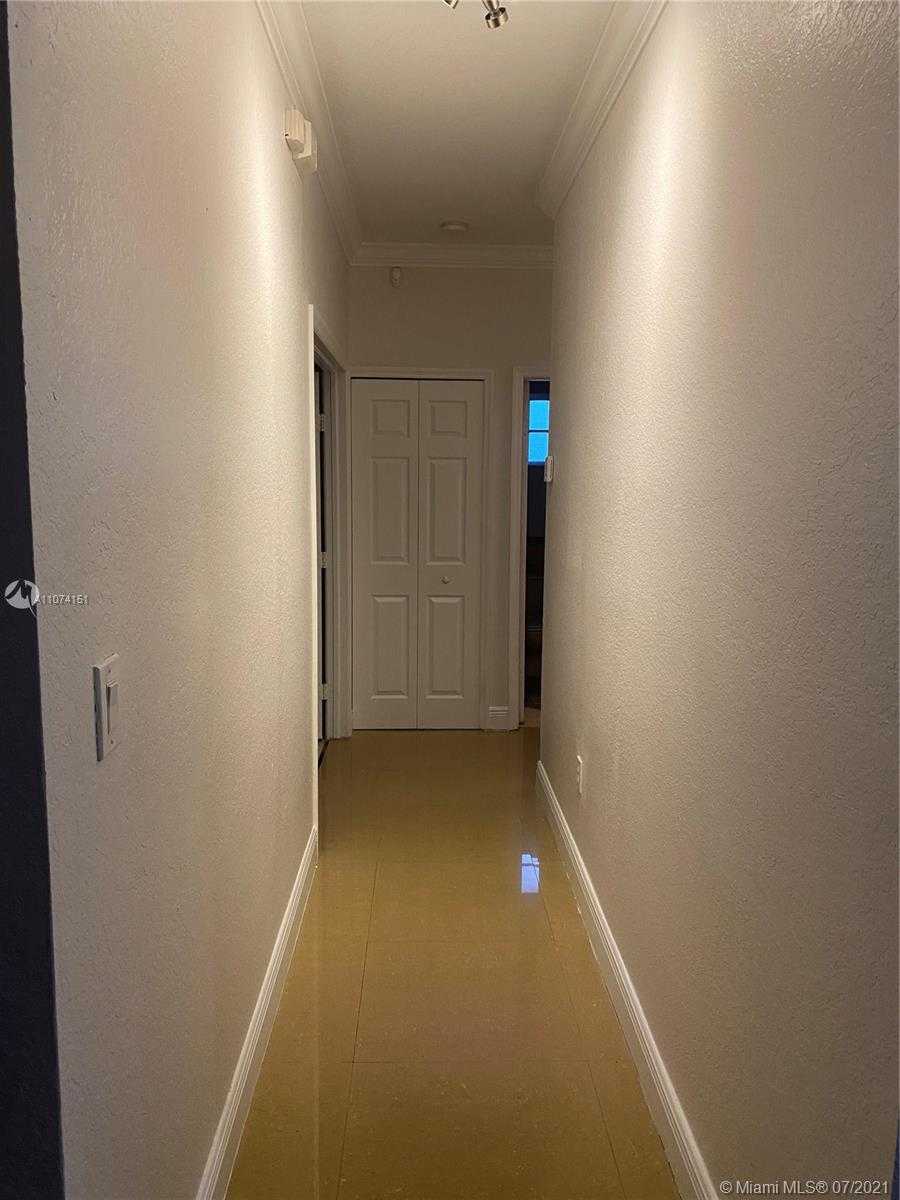 Small Image of 17001 NORTH WEST 89TH AVE, Hialeah Number 6