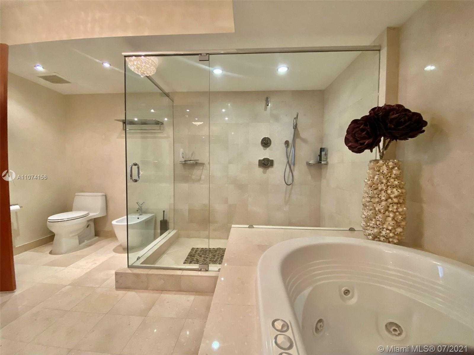 Small Image of 17201 COLLINS AVE #1903, Sunny Isles Beach Number 13