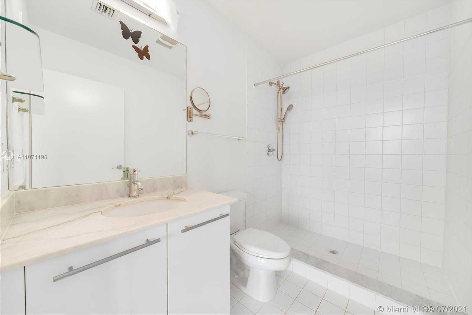 Small Image of 888 BISCAYNE BLVD #5602, Miami Number 22