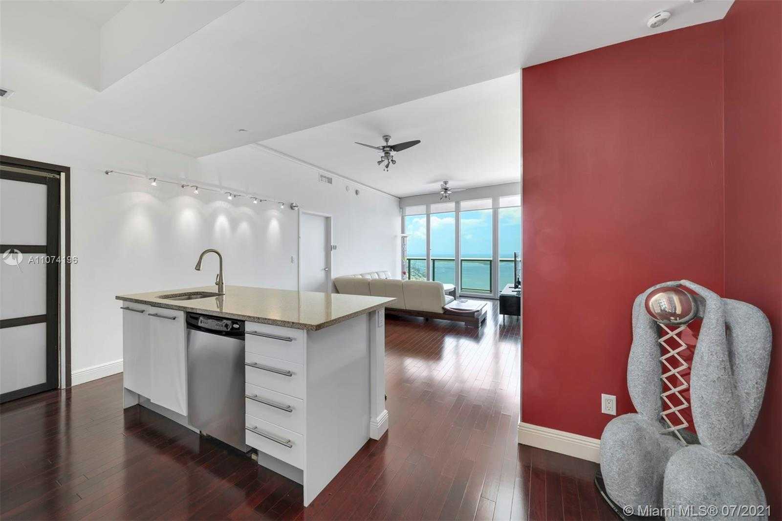 Small Image of 888 BISCAYNE BLVD #5602, Miami Number 6