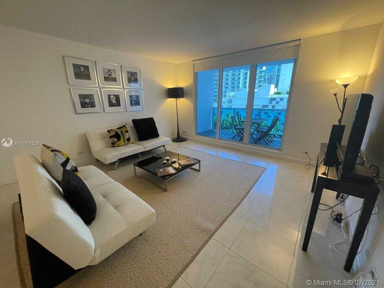 Small Image of 2301 Collins Ave, Miami Beach, FL 33139, USA Number 14