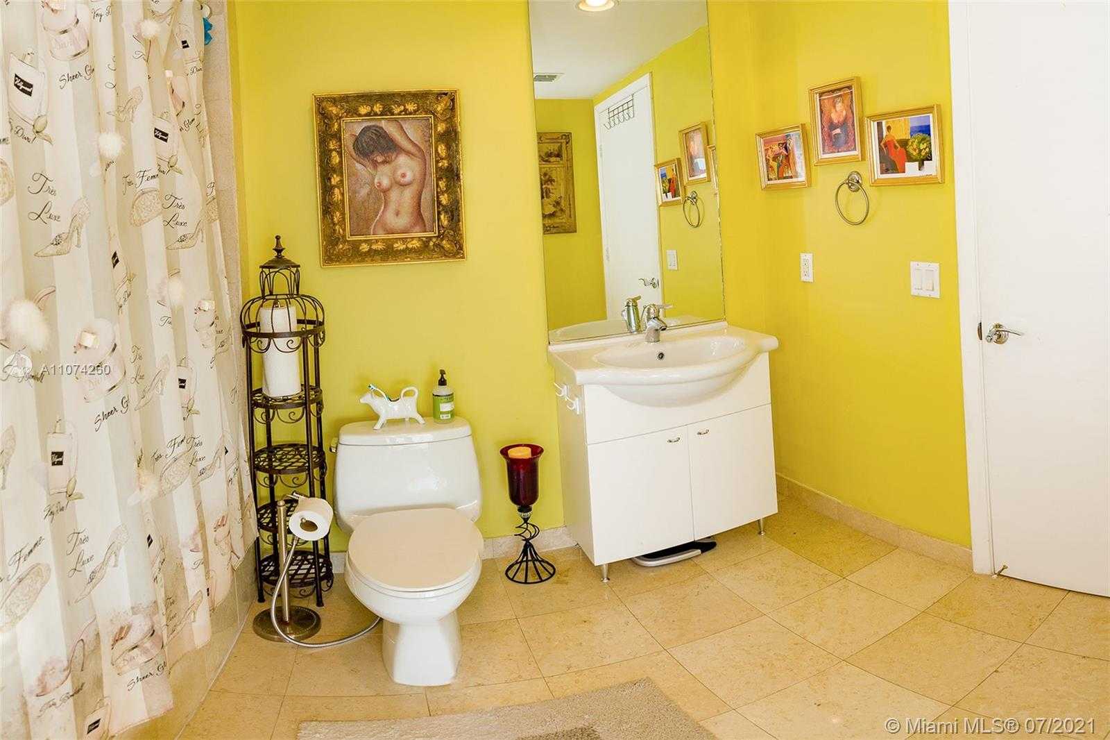 Small Image of 1830 S Ocean Dr, Hallandale Beach, FL 33009, USA Number 10
