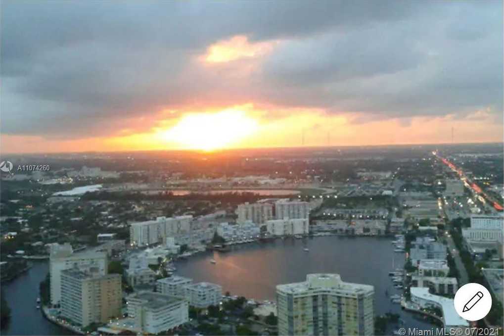 Small Image of 1830 S Ocean Dr, Hallandale Beach, FL 33009, USA Number 20