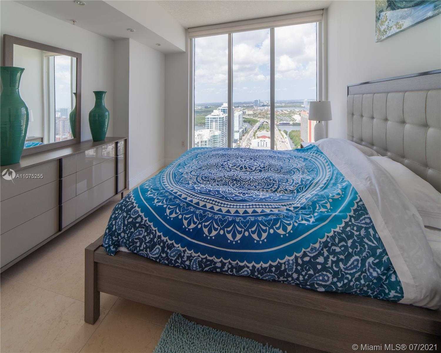 Small Image of 16699 COLLINS AVE #3707, Sunny Isles Beach Number 13