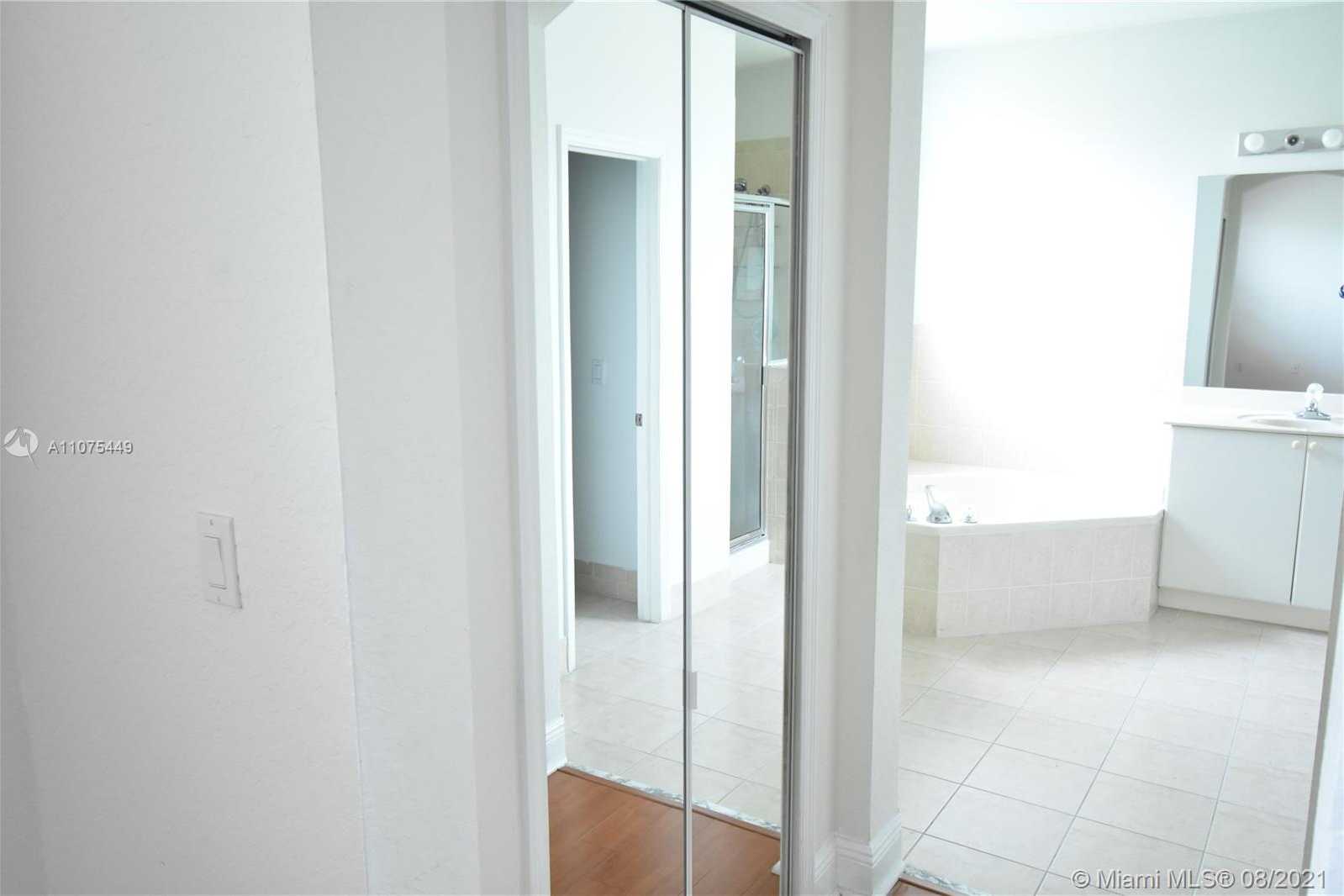 Small Image of 11413 SOUTH WEST 137TH PSGE, Miami Number 21