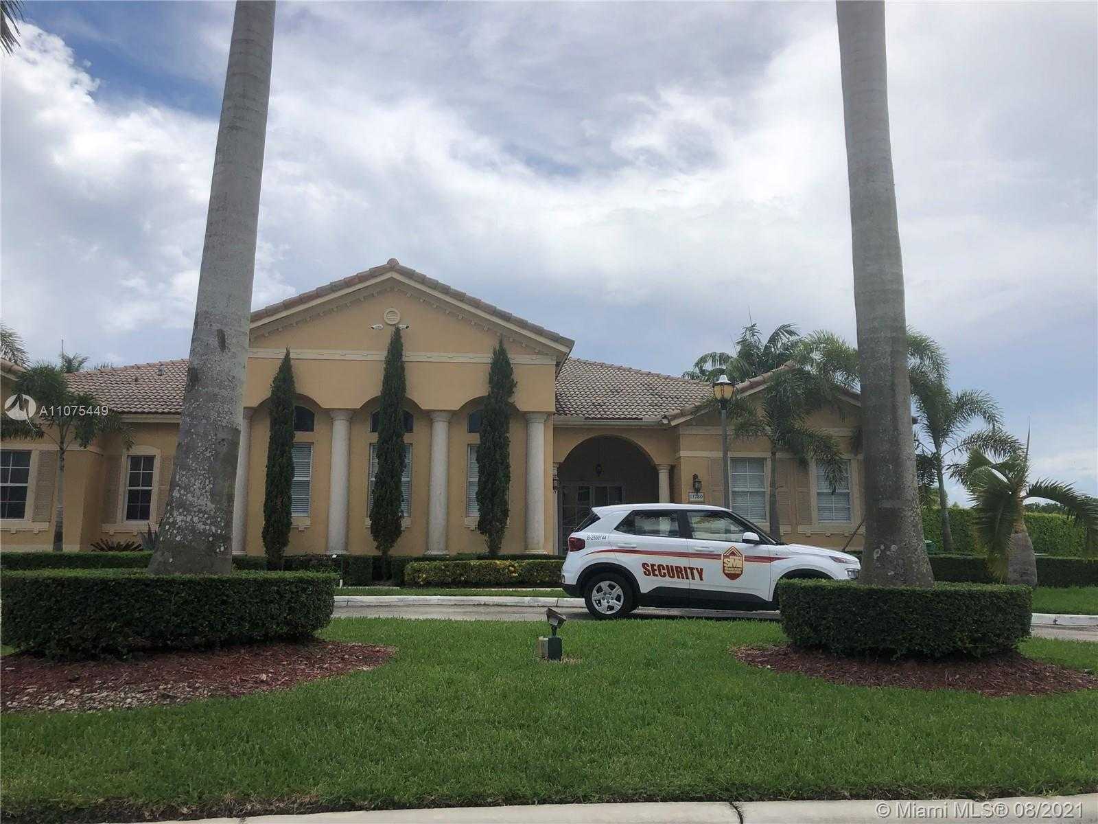 Small Image of 11413 SOUTH WEST 137TH PSGE, Miami Number 30