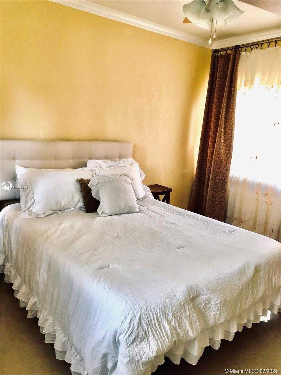 Small Image of 264 190TH ST, Sunny Isles Beach Number 21