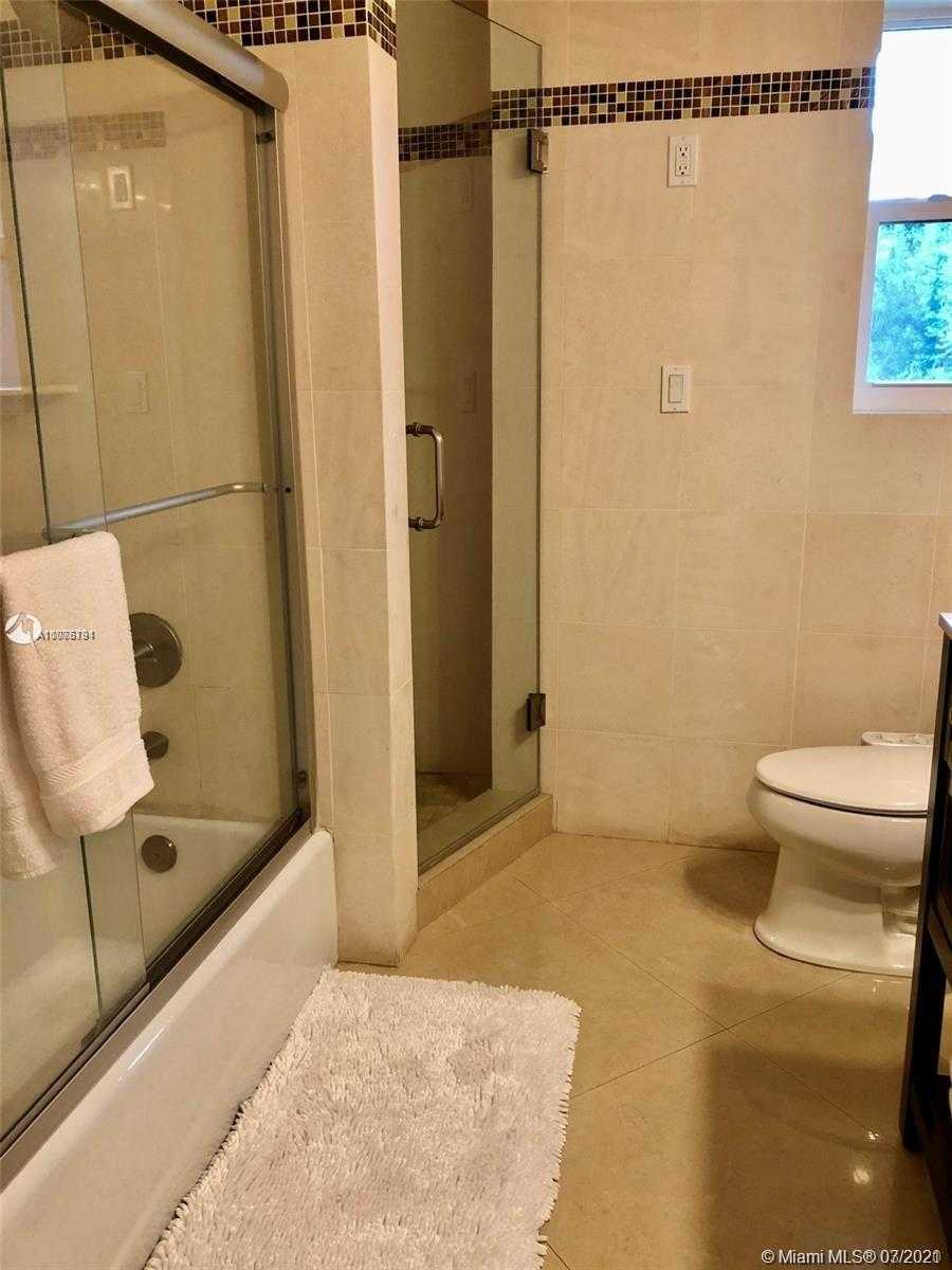 Small Image of 264 190TH ST, Sunny Isles Beach Number 25