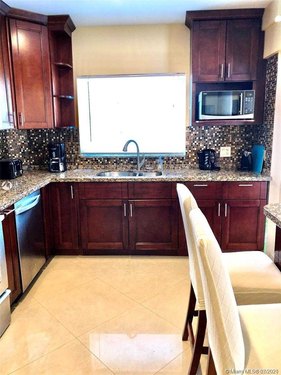 Small Image of 264 190TH ST, Sunny Isles Beach Number 9
