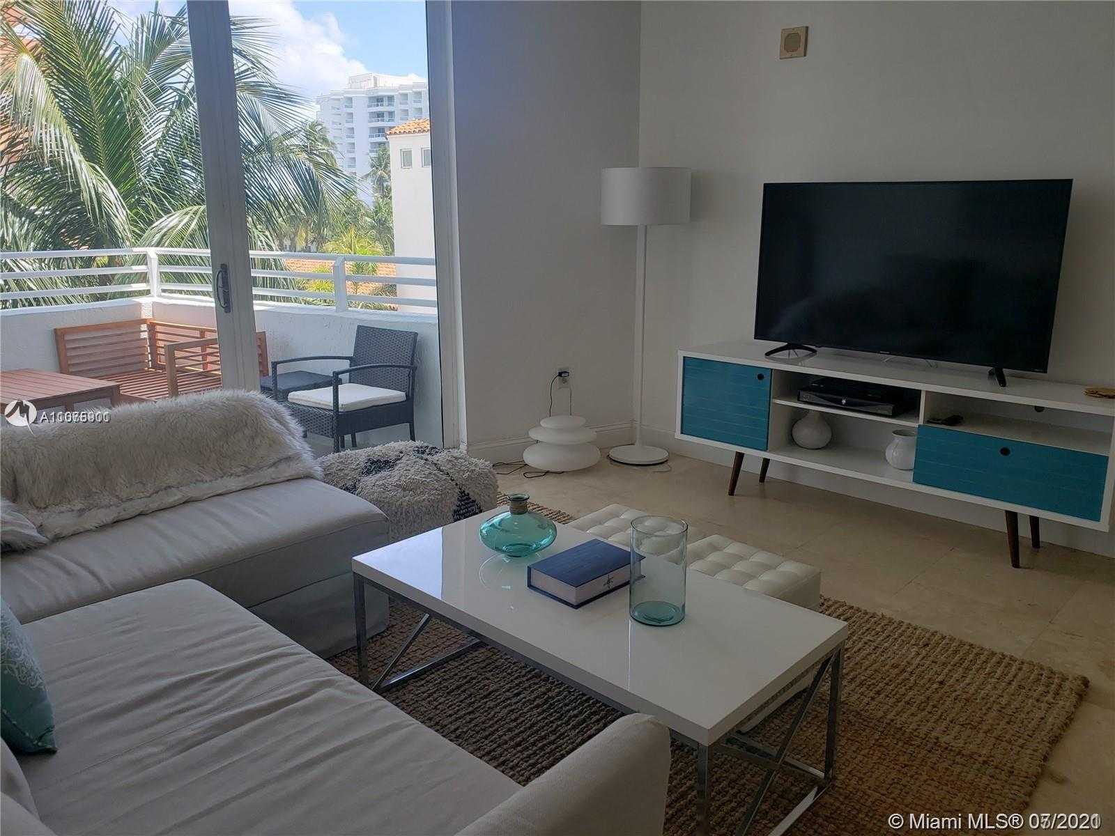 Small Image of 225 COLLINS AVE #4K, Miami Beach Number 7