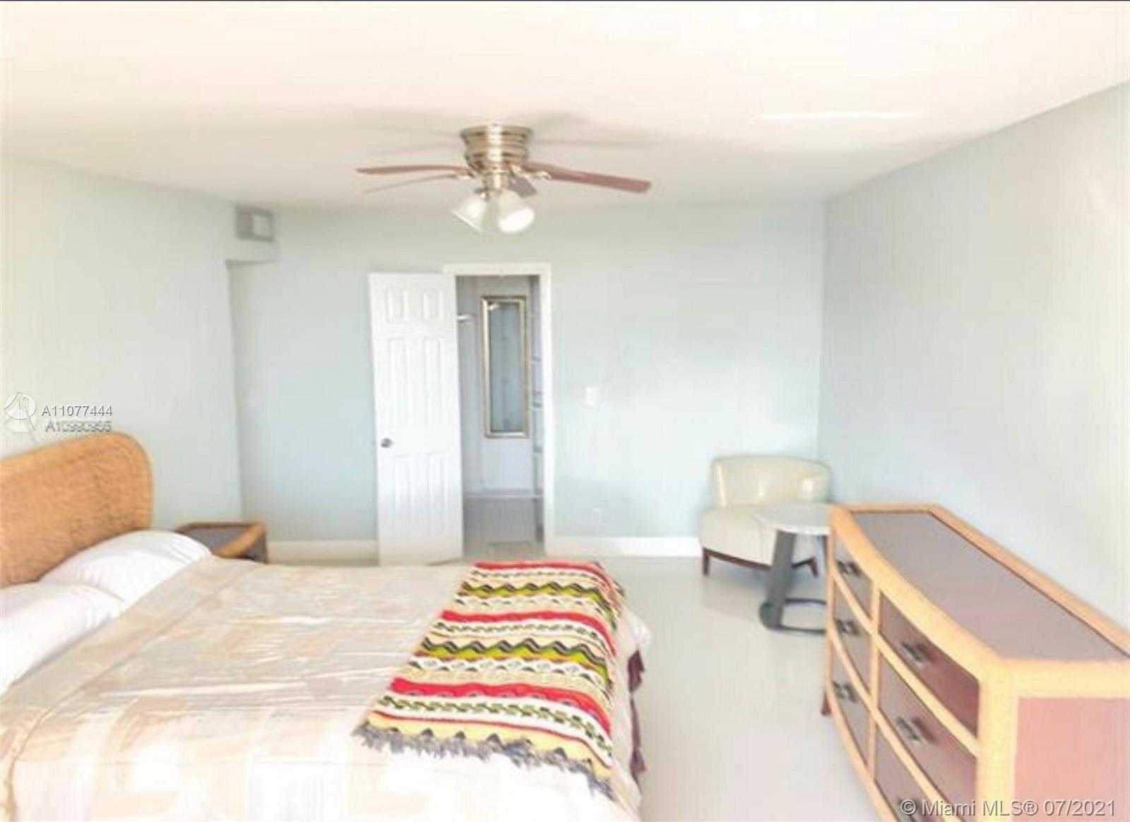 Small Image of 2017 SOUTH OCEAN DR #PH4, Hallandale Beach Number 12