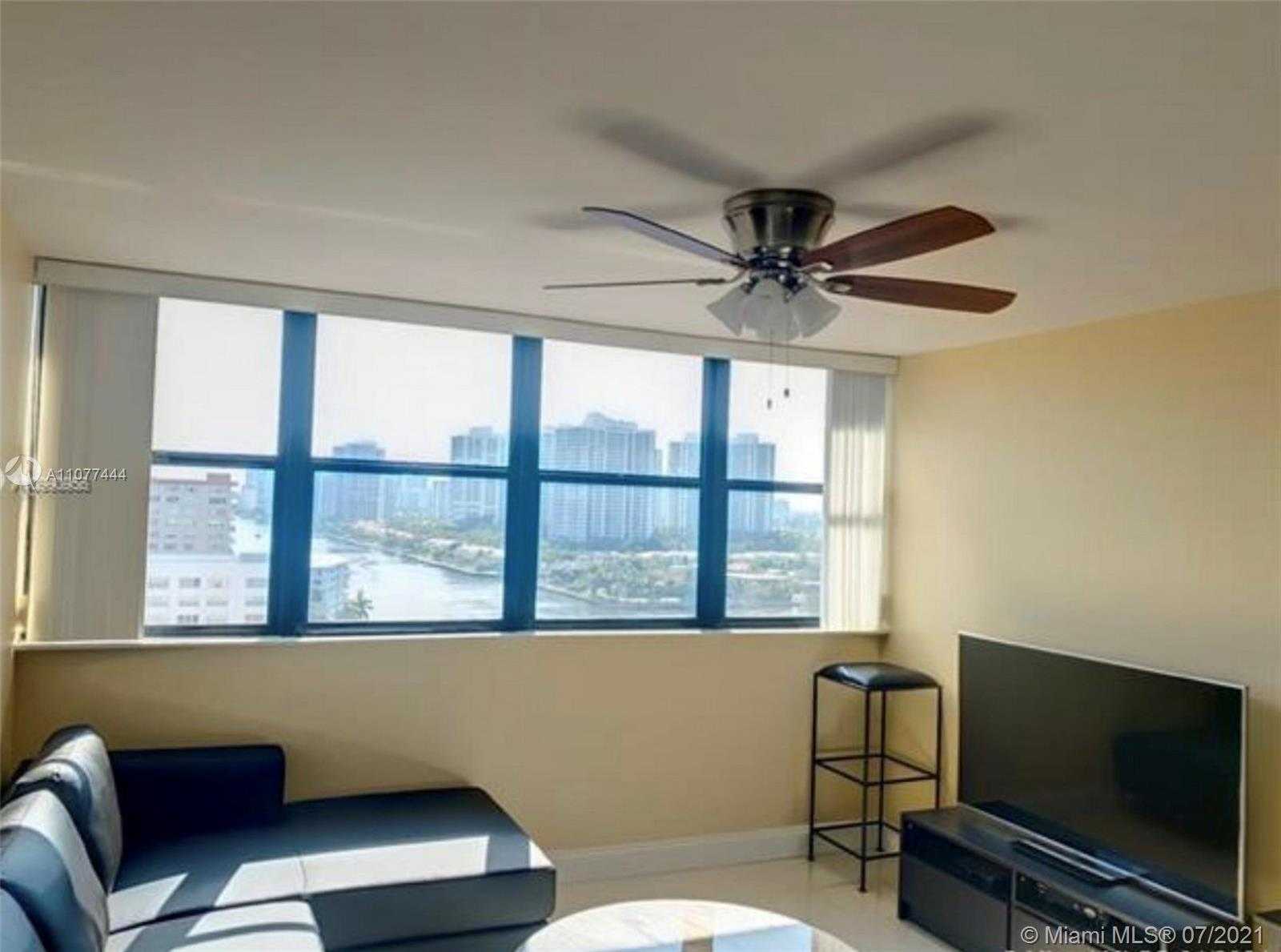 Small Image of 2017 SOUTH OCEAN DR #PH4, Hallandale Beach Number 3
