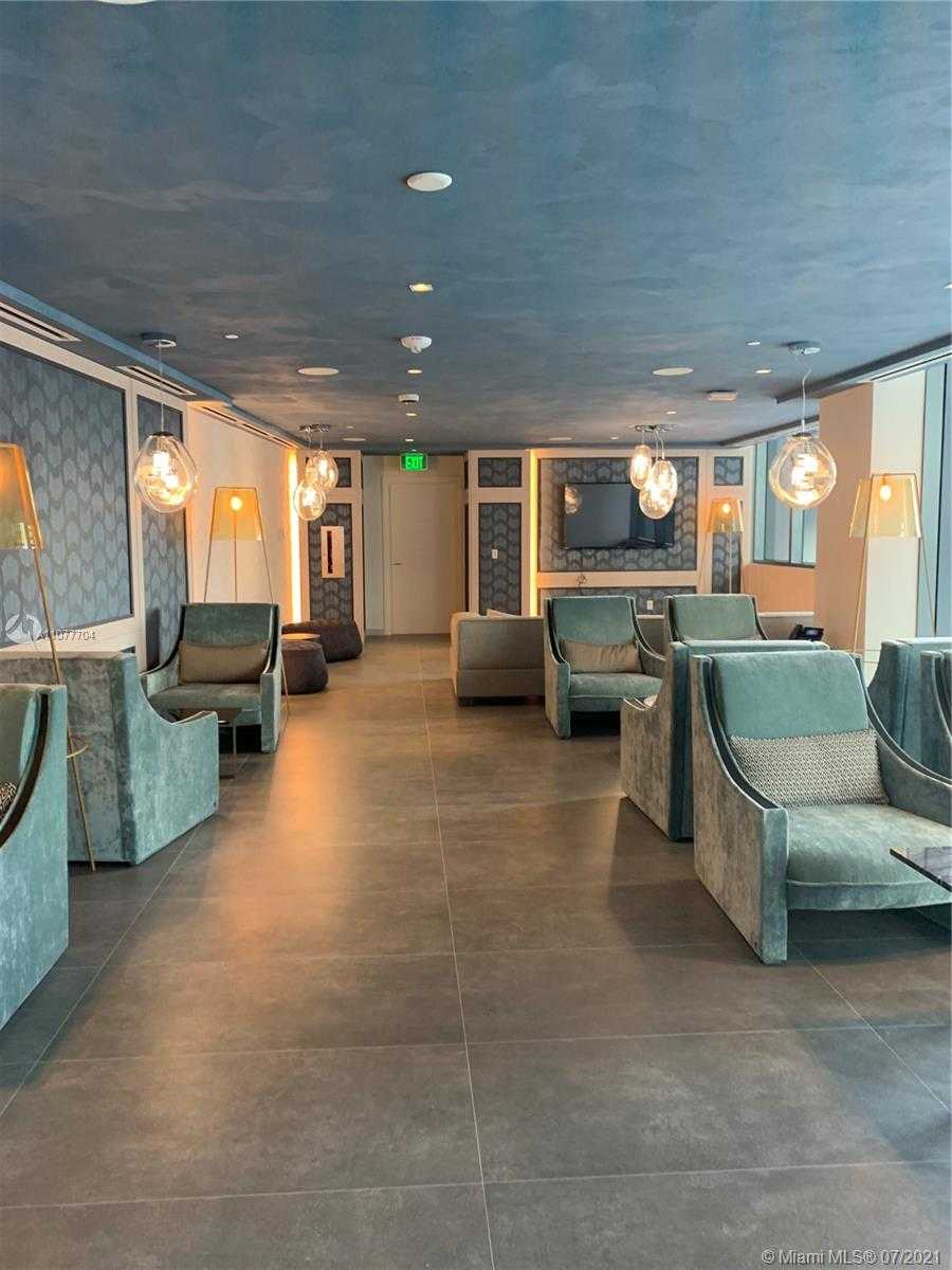 Small Image of 1000 BRICKELL PLZ #1805, Miami Number 22