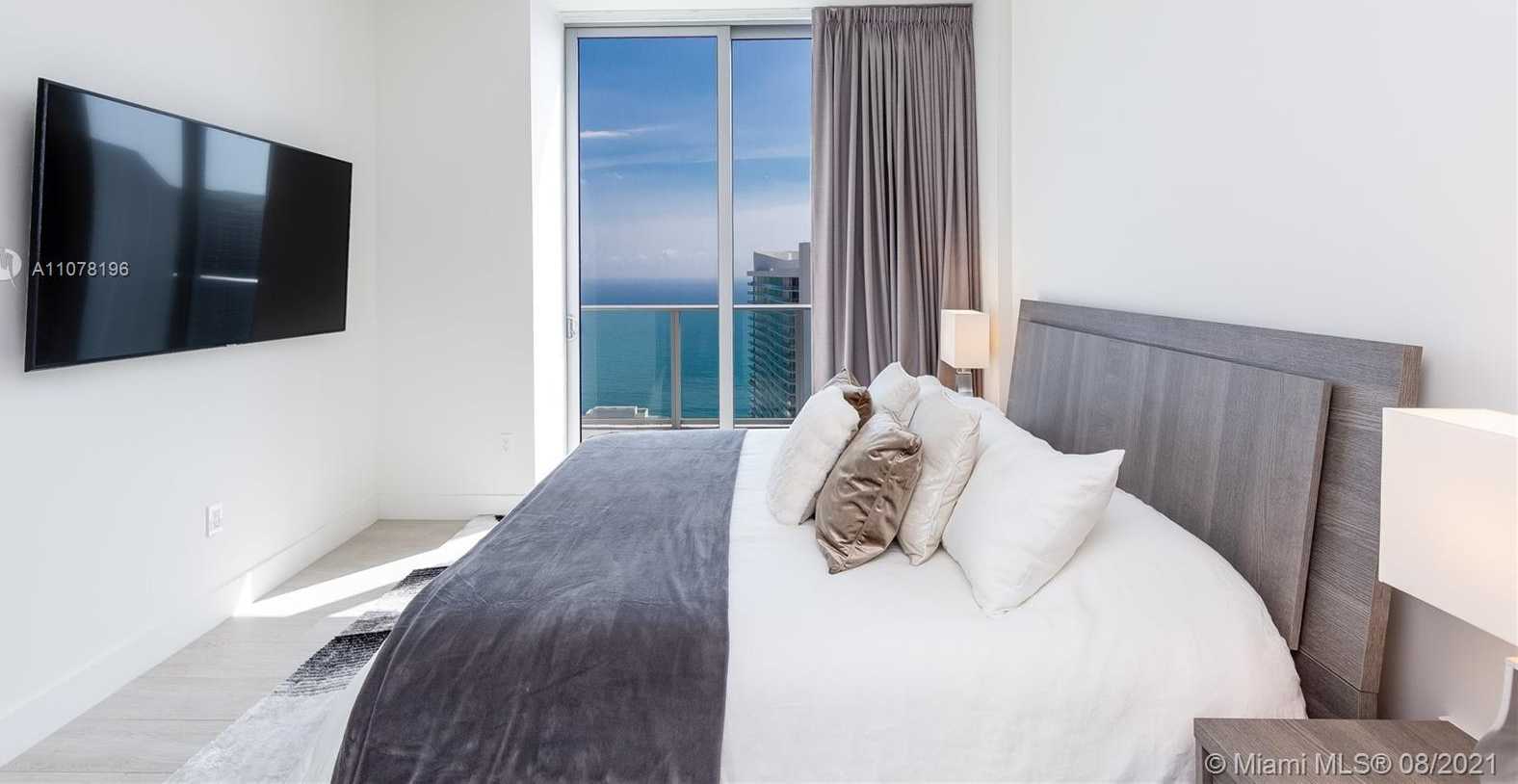 Small Image of 4010 SOUTH OCEAN DR #T4303, Hollywood Number 10