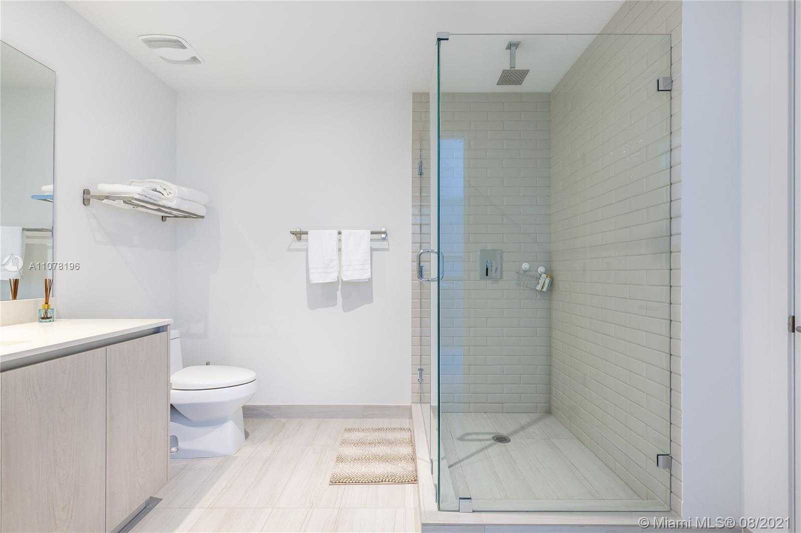 Small Image of 4010 SOUTH OCEAN DR #T4303, Hollywood Number 5