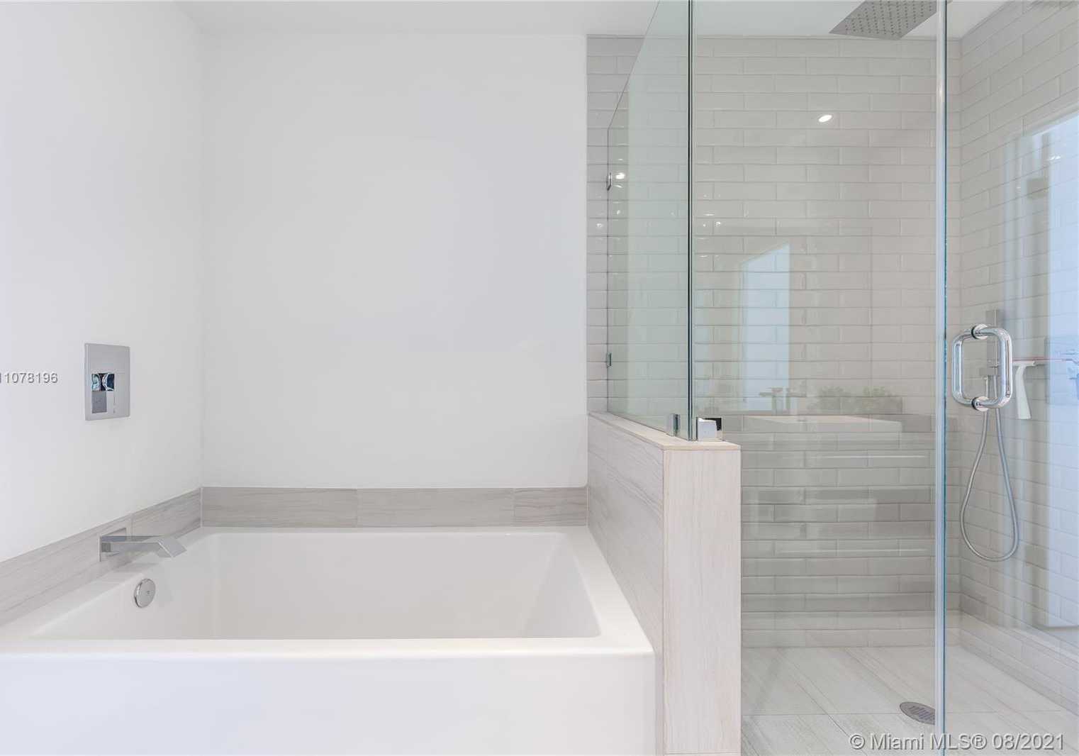 Small Image of 4010 SOUTH OCEAN DR #T4303, Hollywood Number 8