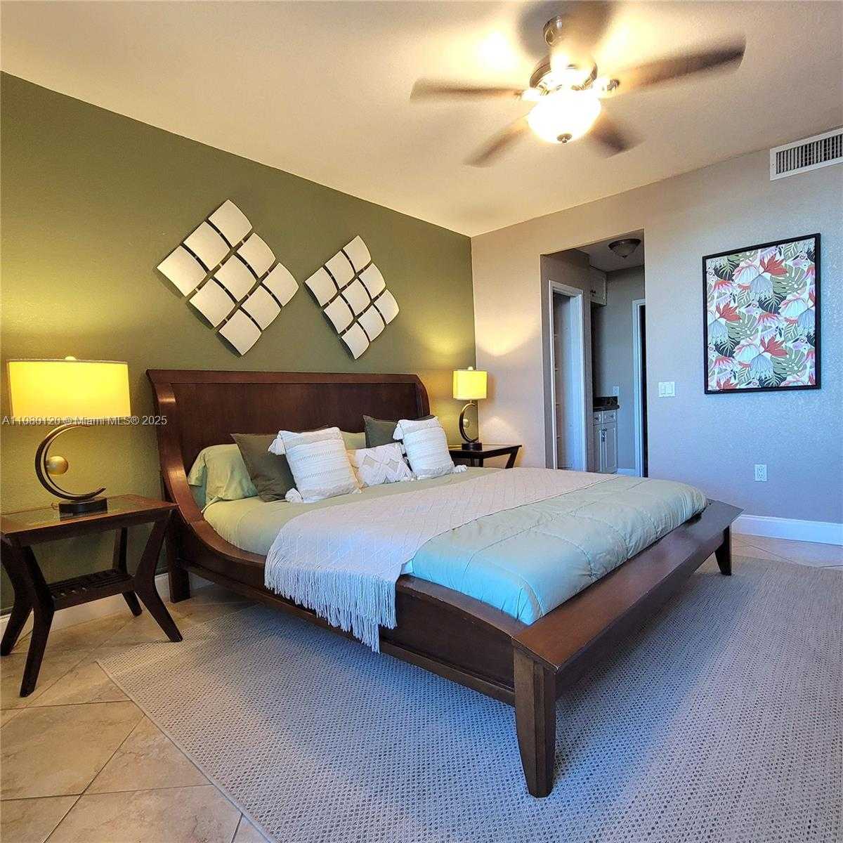 Small Image of 3505 SOUTH OCEAN DR #407, Hollywood Number 11