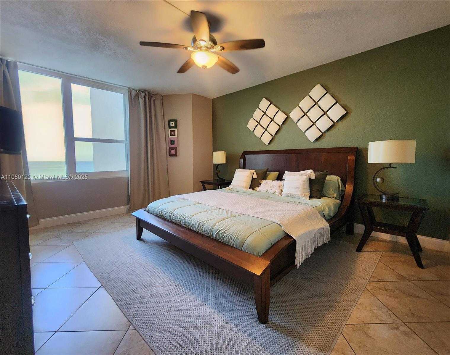 Small Image of 3505 SOUTH OCEAN DR #407, Hollywood Number 12