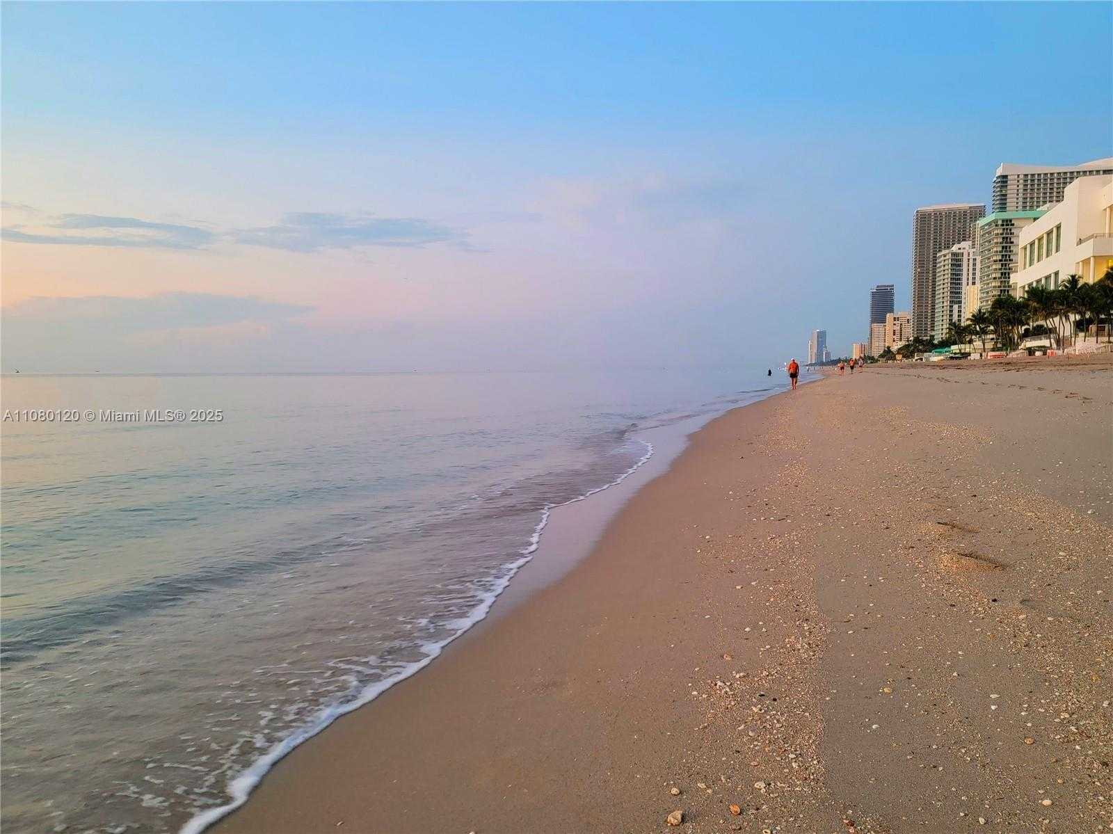 Small Image of 3505 SOUTH OCEAN DR #407, Hollywood Number 20
