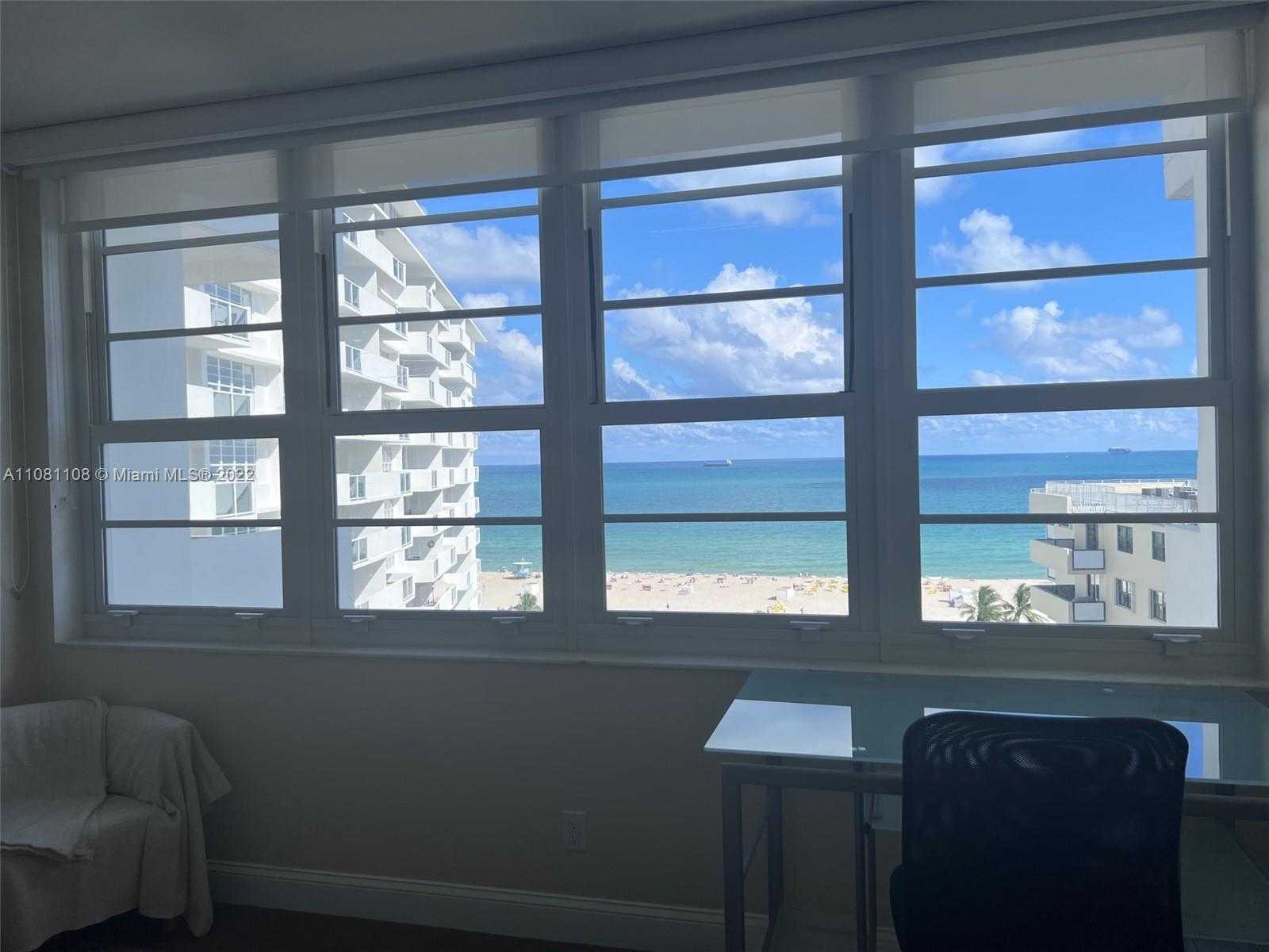 Small Image of 100 Lincoln Rd, Miami Beach, FL 33139, USA Number 18