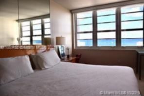 Small Image of 100 Lincoln Rd, Miami Beach, FL 33139, USA Number 24