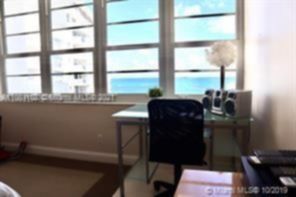 Small Image of 100 Lincoln Rd, Miami Beach, FL 33139, USA Number 28