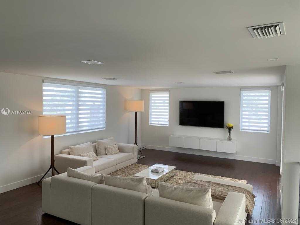 Small Image of 10045 NORTH WEST 76TH TER, Doral Number 24