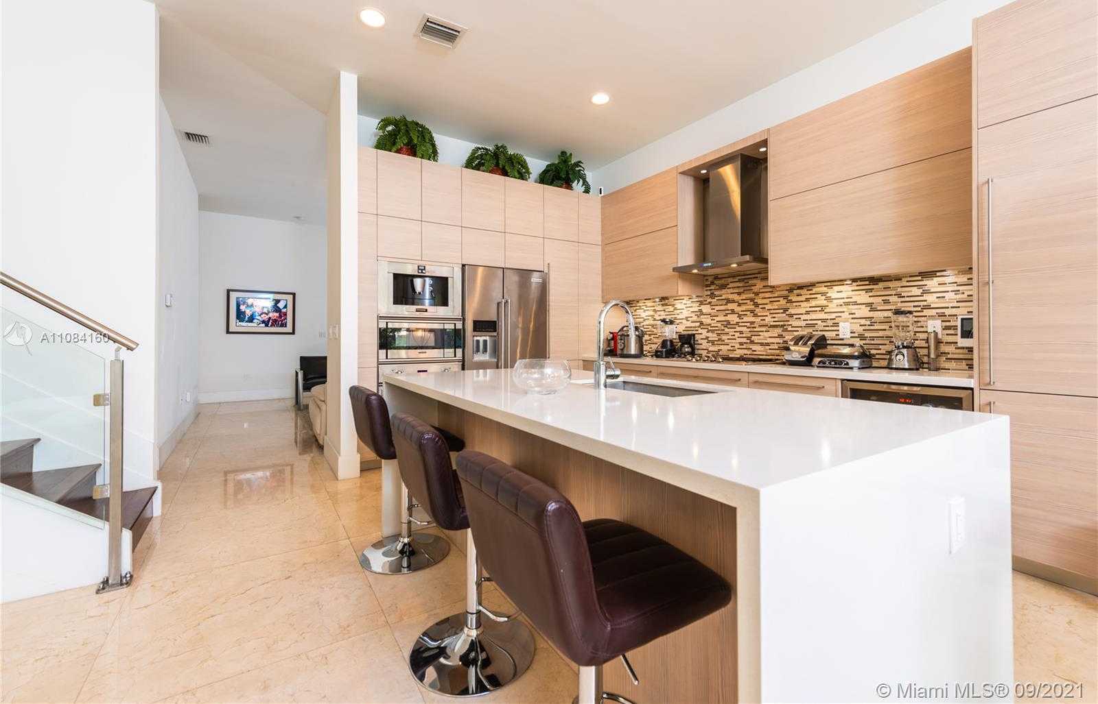 Small Image of 19055 ATLANTIC BLVD #19055, Sunny Isles Beach Number 8