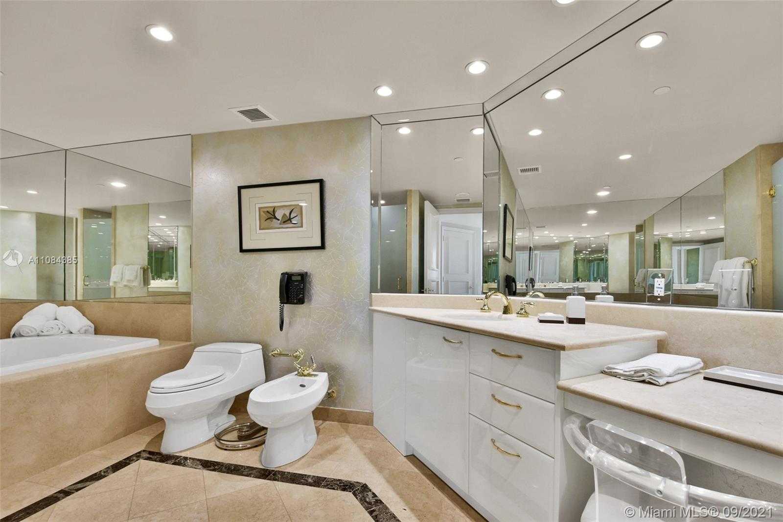 Small Image of 19955 NORTH EAST 38TH CT #1701, Aventura Number 28