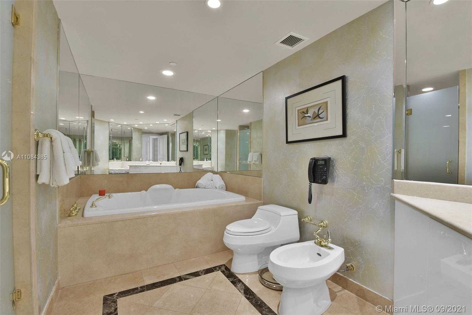 Small Image of 19955 NORTH EAST 38TH CT #1701, Aventura Number 29