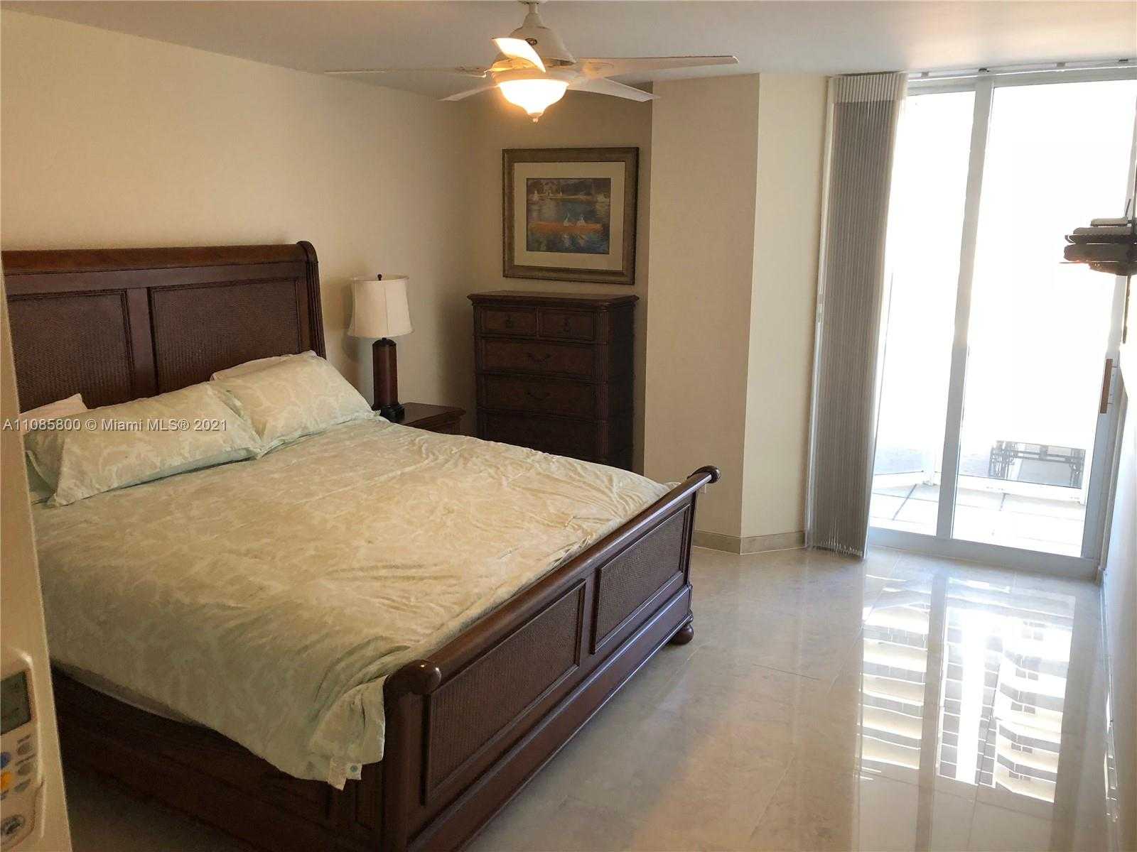 Small Image of 4775 COLLINS AVE #401, Miami Beach Number 12